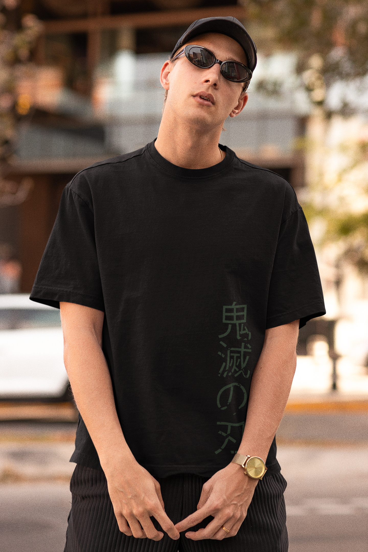 This oversized tee from Urbaxo features an eye-catching warrior graphic on both sides, symbolizing strength and resilience. A great addition for anyone who embodies power and confidence